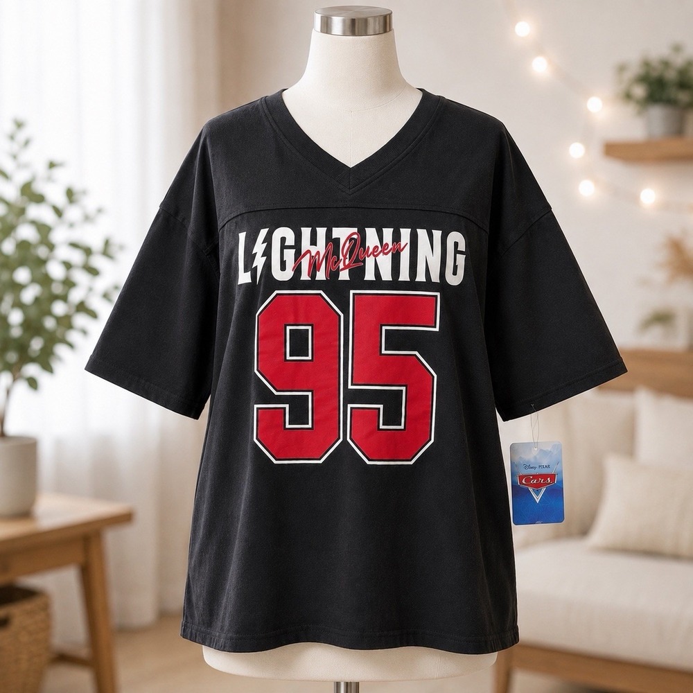 Disney Pixar Cars Lightning McQueen 95 Jersey T Shirt NWT Women's Medium